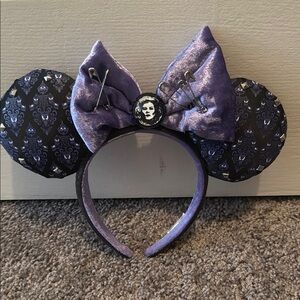 Disney Purple and Black Minnie Mouse Ears Headband